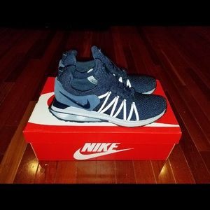 NWT NIKE SHOX GRAVITY sz 10.5